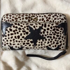 Leopard Print Wristlet Wallet with Black Stars